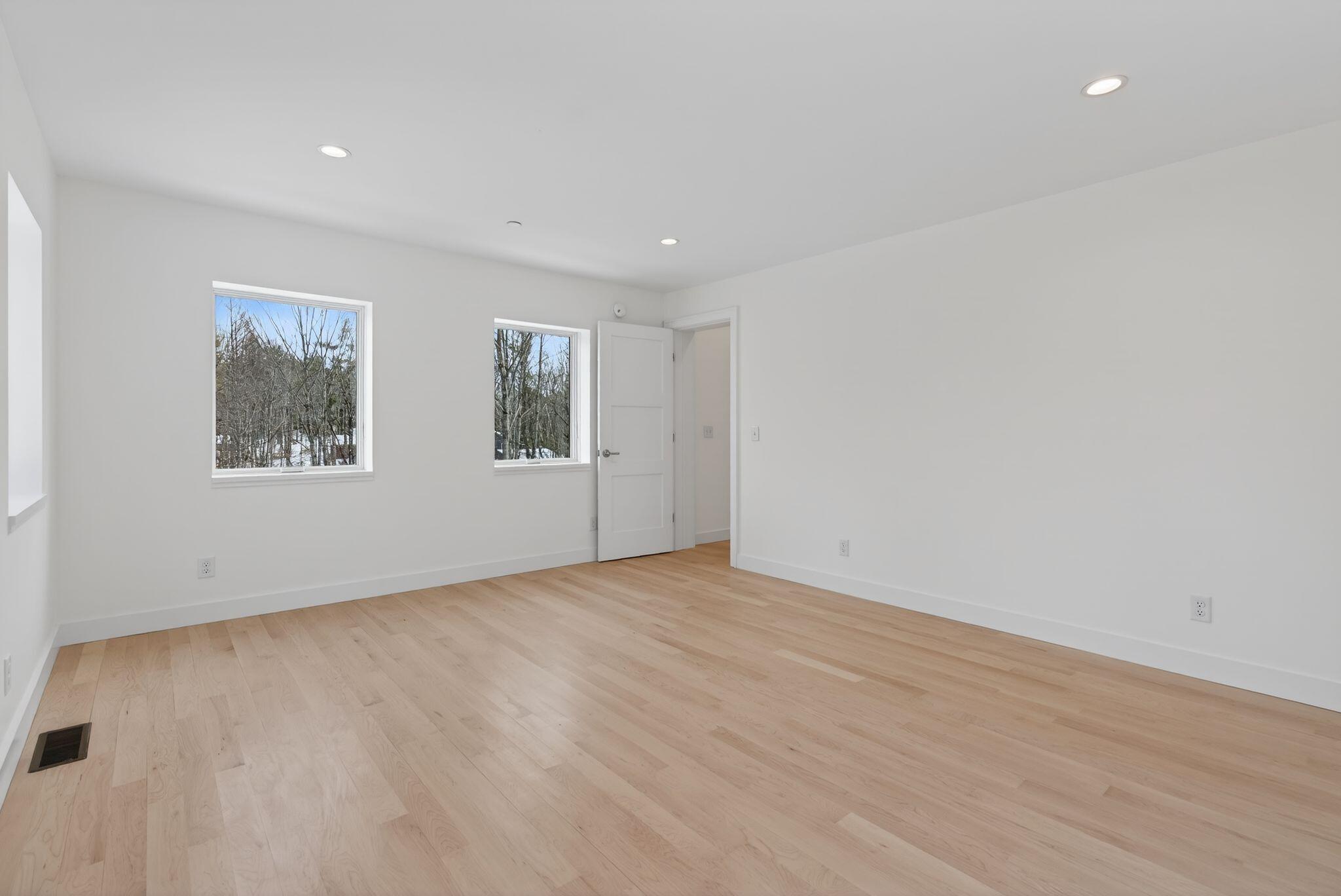 24 Mattie Lane Durham ME 04222