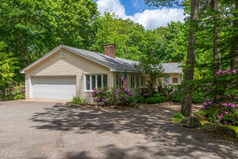 15 Beacon Avenue Camden ME 04843