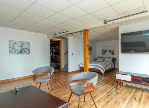 15 Beacon Avenue Camden ME 04843