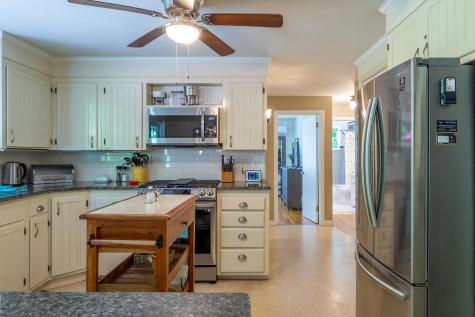 15 Beacon Avenue Camden ME 04843