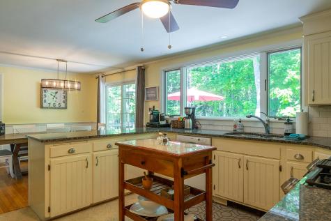 15 Beacon Avenue Camden ME 04843