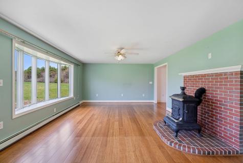 6 Crossing Brook Road Cumberland ME 04021