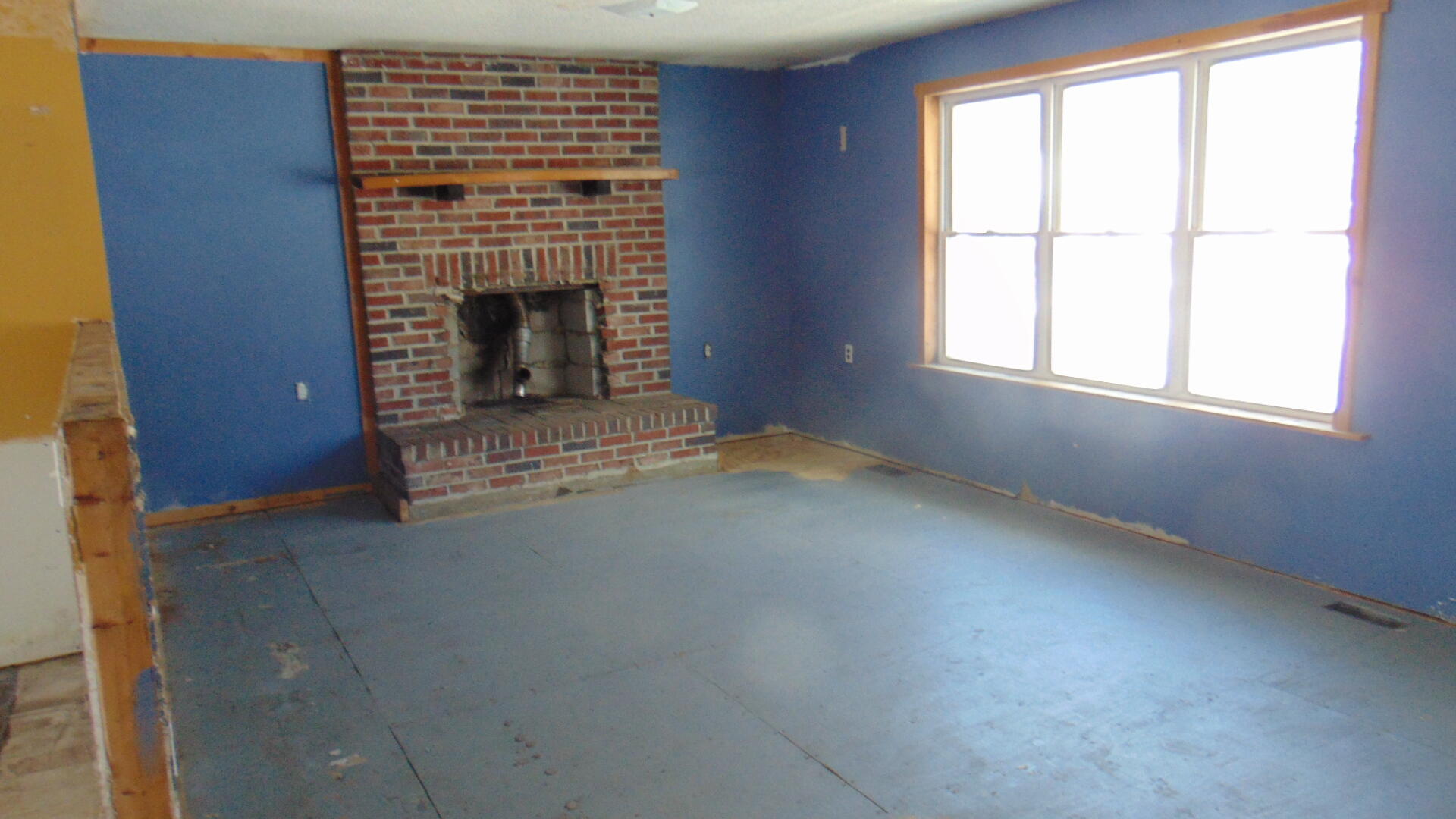 17 Edwards Street Lincoln ME 04457