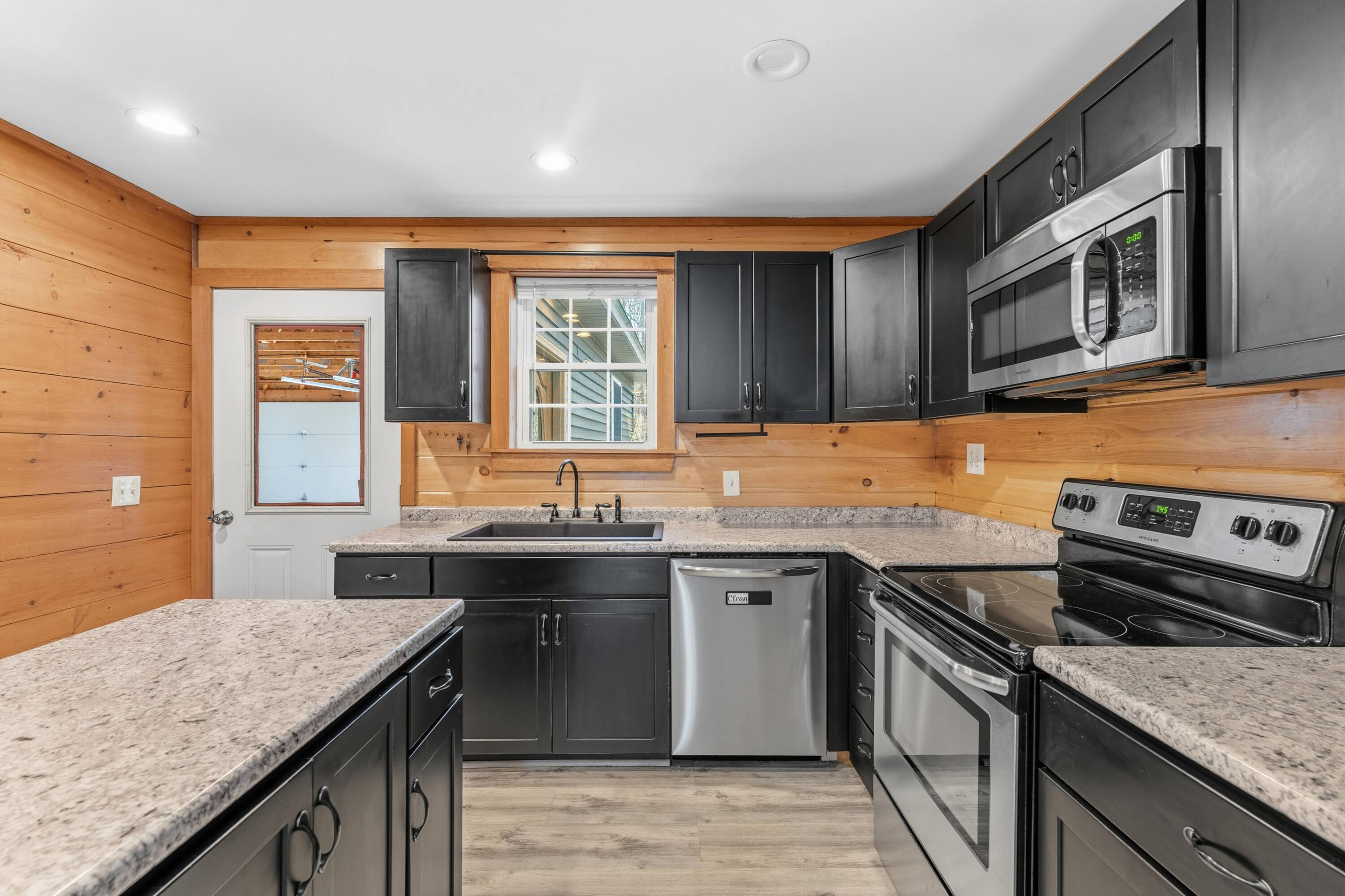 3308 Middle Road Sidney ME 04330