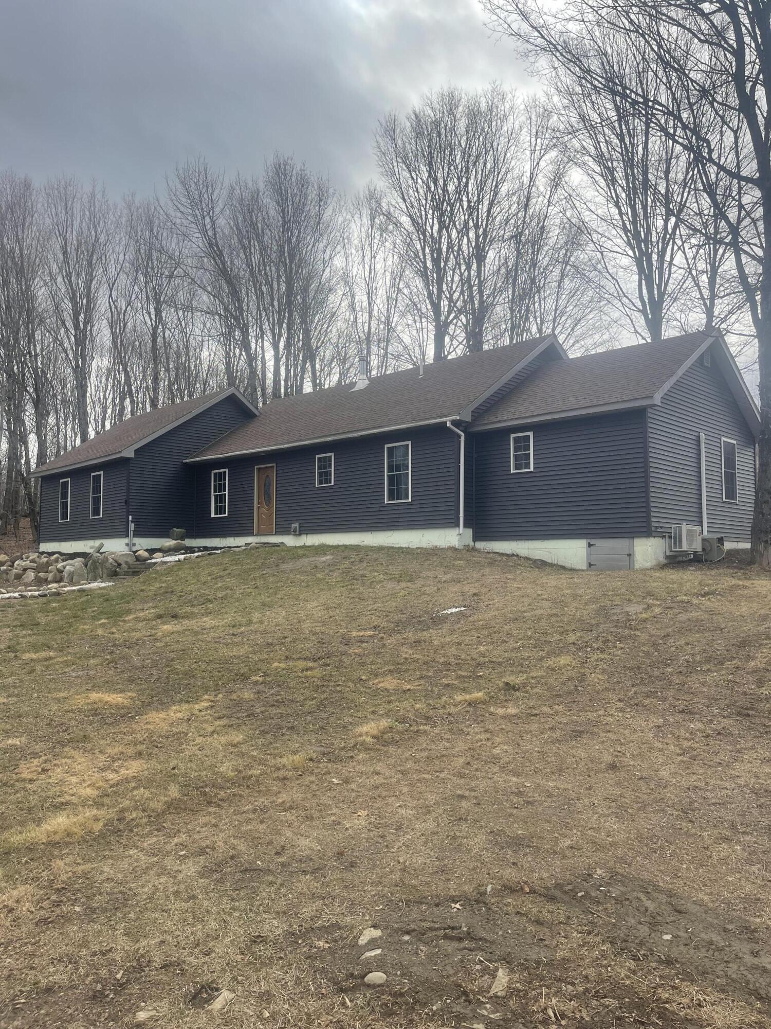3308 Middle Road Sidney ME 04330