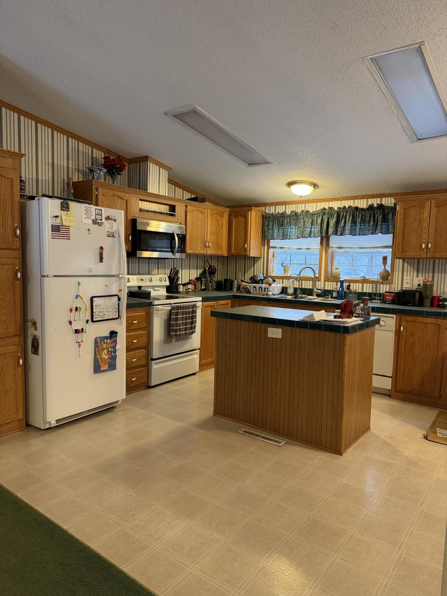 32 Pound Hill Road Union ME 04862