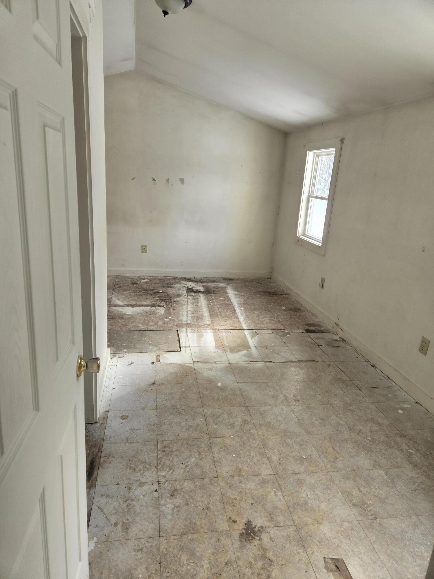 111 Prospect Street Dexter ME 04930