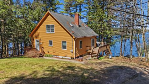 19 Rocky Point Road Monmouth ME 04259