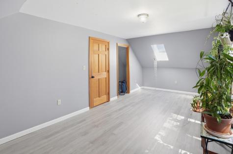 19 Rocky Point Road Monmouth ME 04259