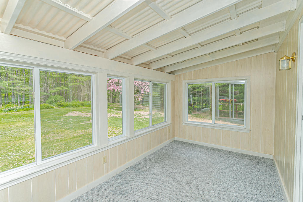 152 Davis Road Farmington ME 04938