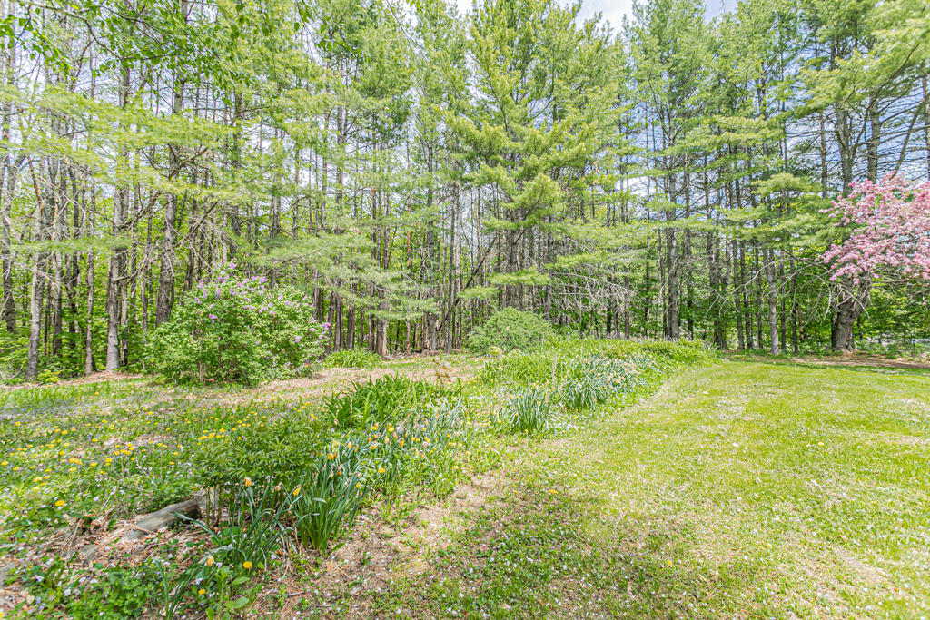 152 Davis Road Farmington ME 04938