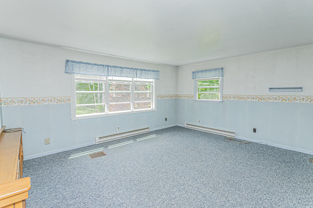 152 Davis Road Farmington ME 04938