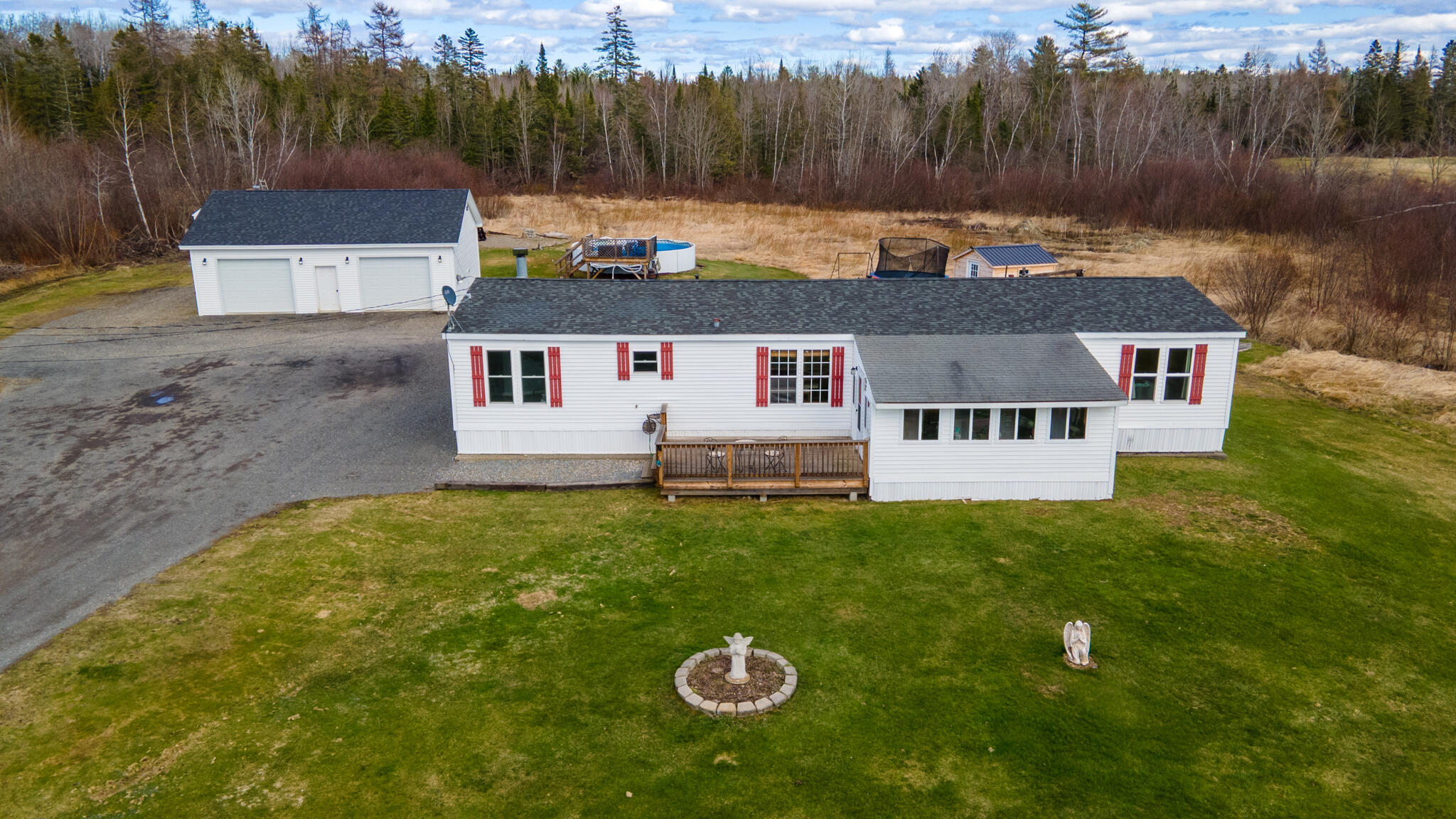 42 Tate Road Corinth ME 04427