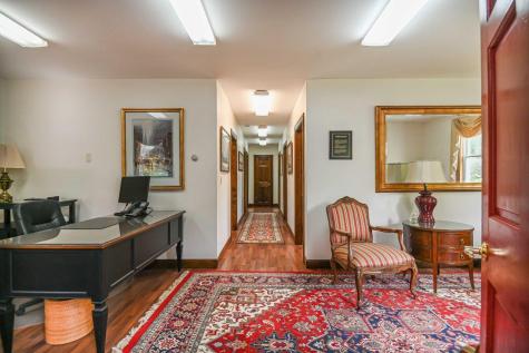 276 Us Route 1 York ME 03909