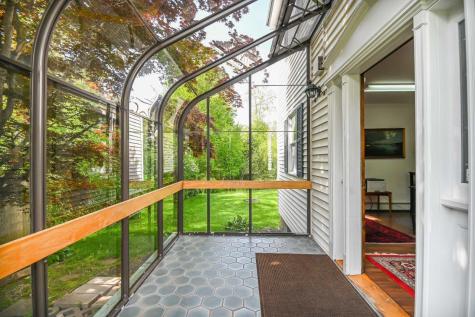 276 Us Route 1 York ME 03909