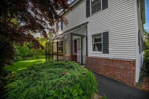 276 Us Route 1 York ME 03909