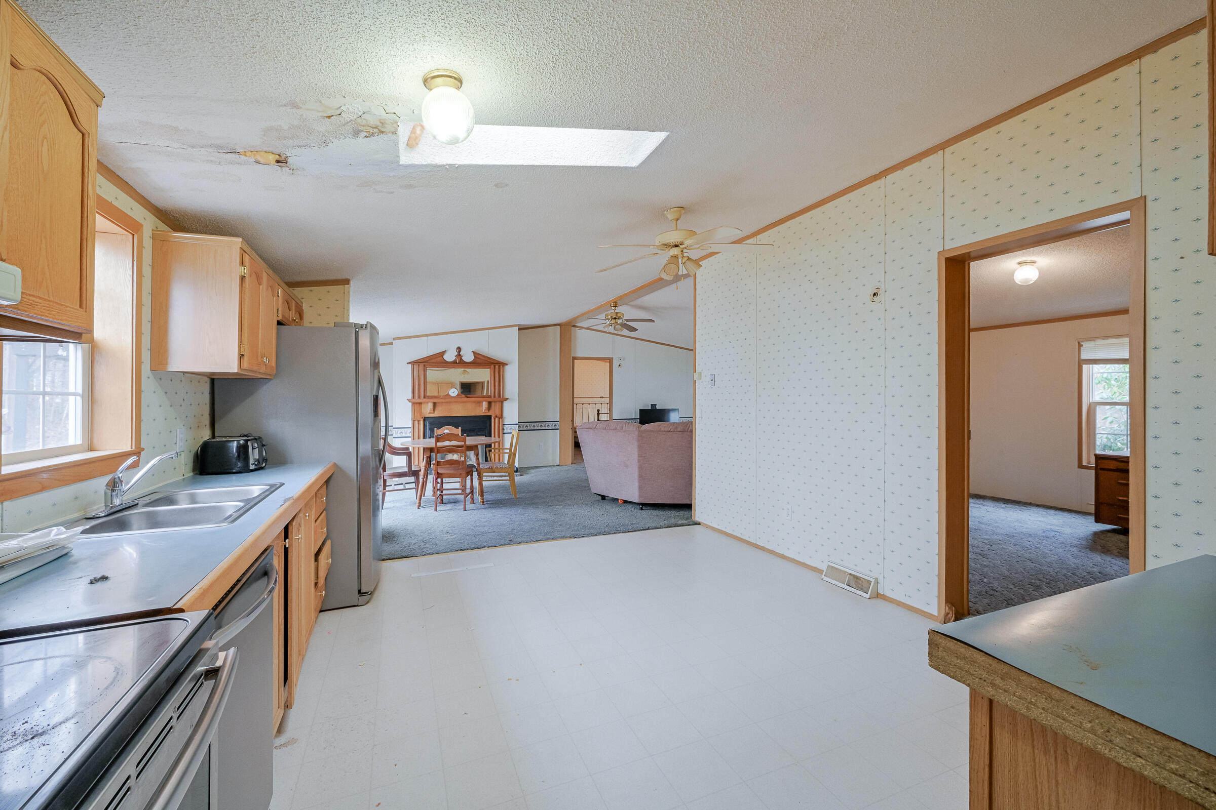 18 Jacks Lane Chelsea ME 04330