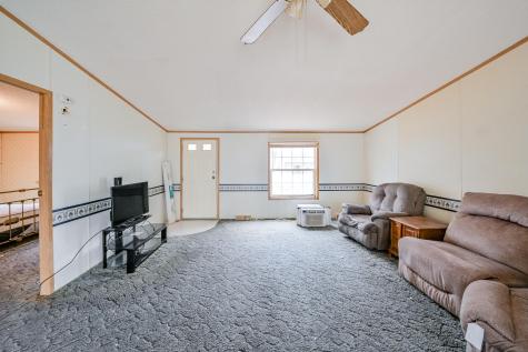 18 Jacks Lane Chelsea ME 04330