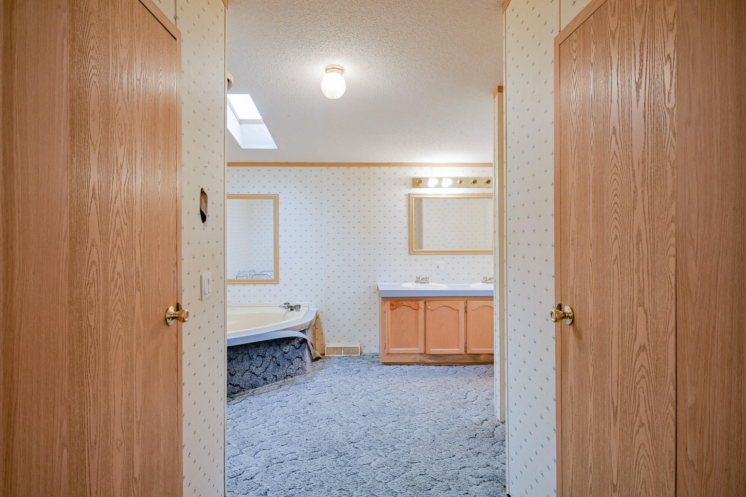 18 Jacks Lane Chelsea ME 04330