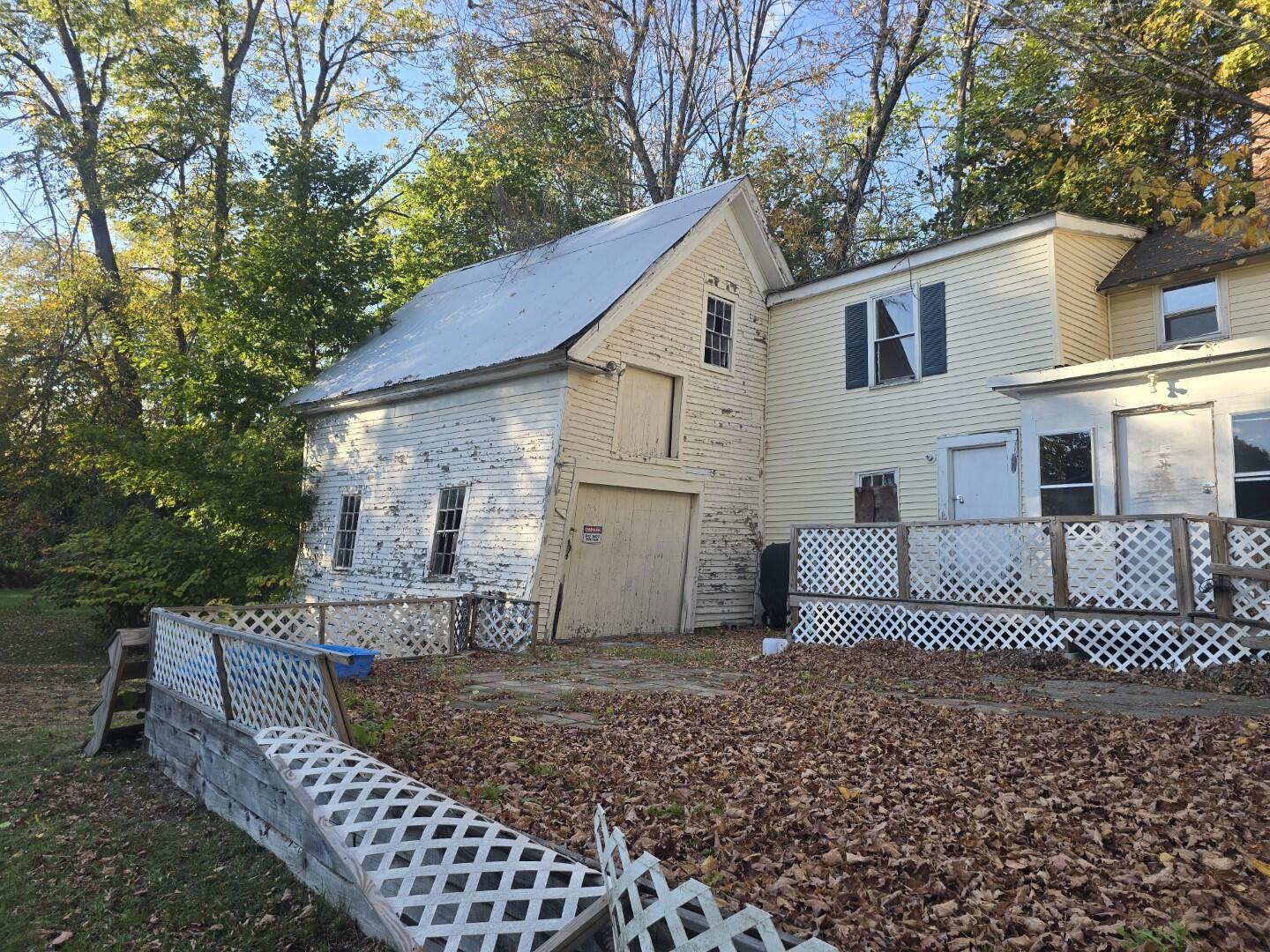 11 Pine Street Mechanic Falls ME 04256
