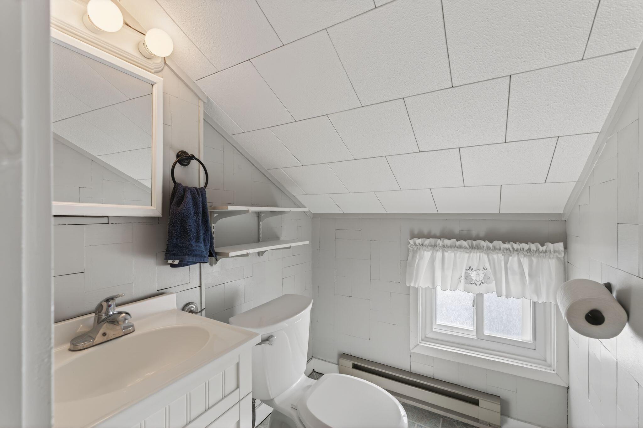 85-87 Taywood Road Auburn ME 04210