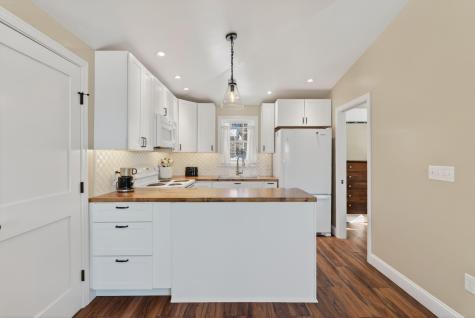 85-87 Taywood Road Auburn ME 04210