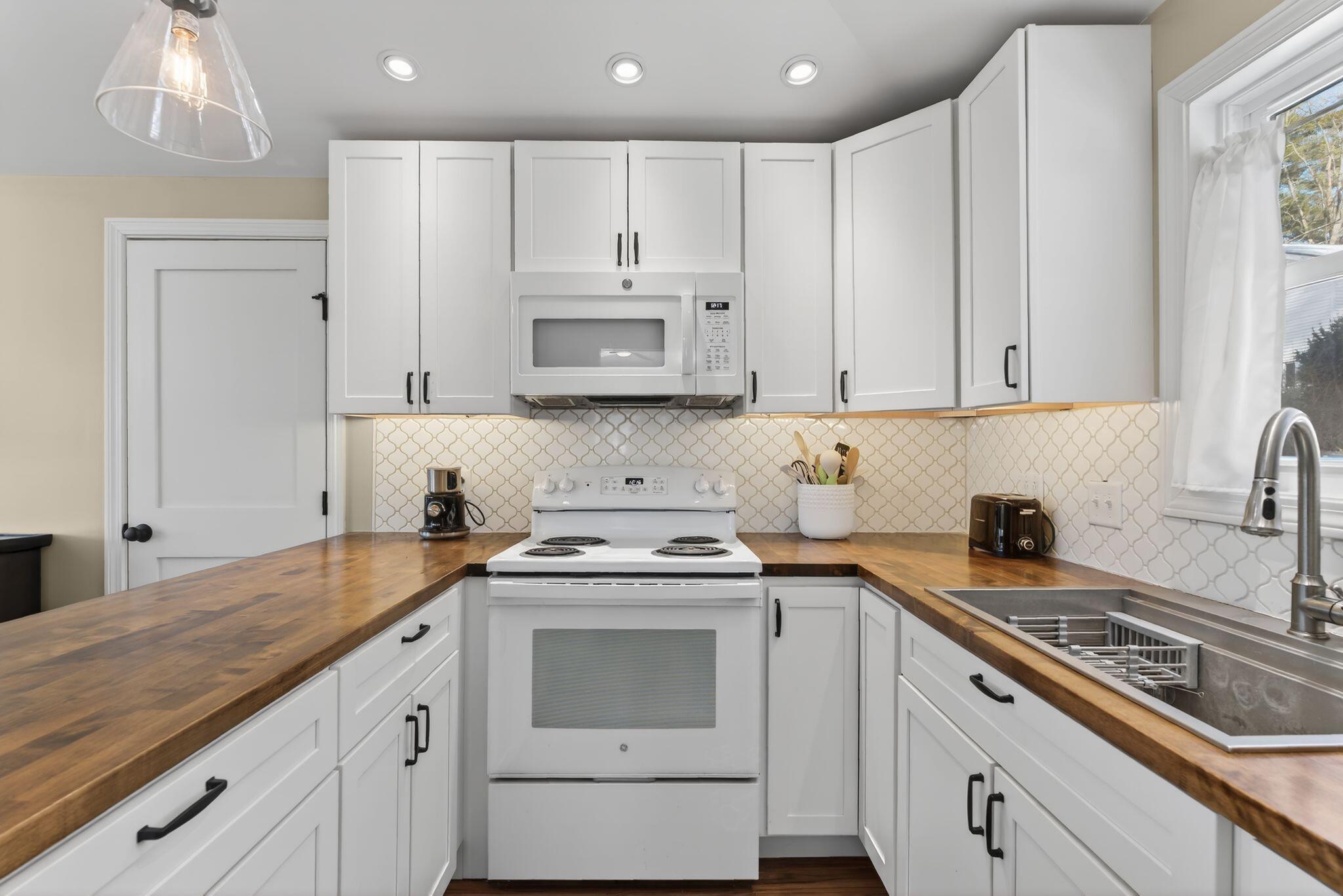 85-87 Taywood Road Auburn ME 04210