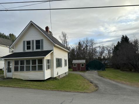 15 Franklin Avenue Houlton ME 04730