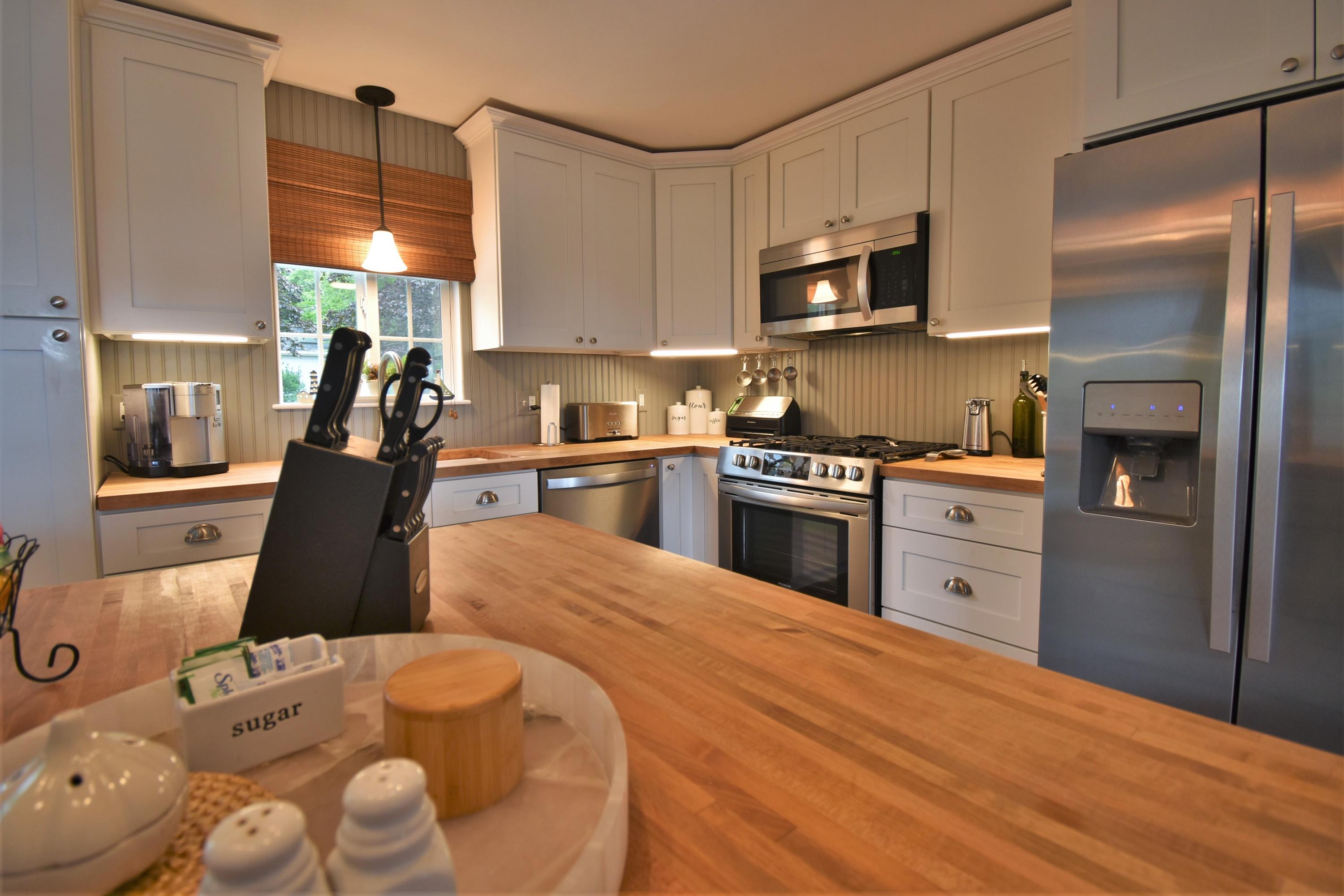 19 Bradbury Street Wiscasset ME 04578
