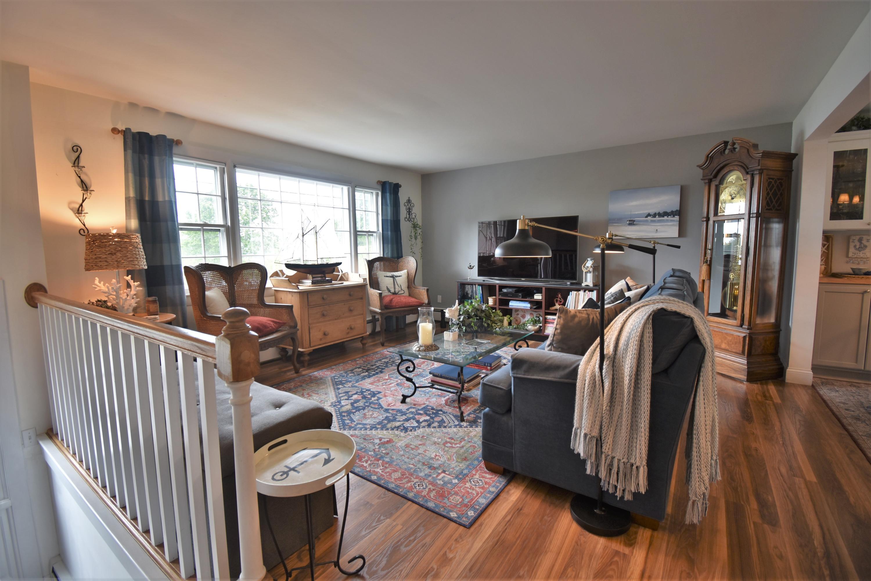 19 Bradbury Street Wiscasset ME 04578