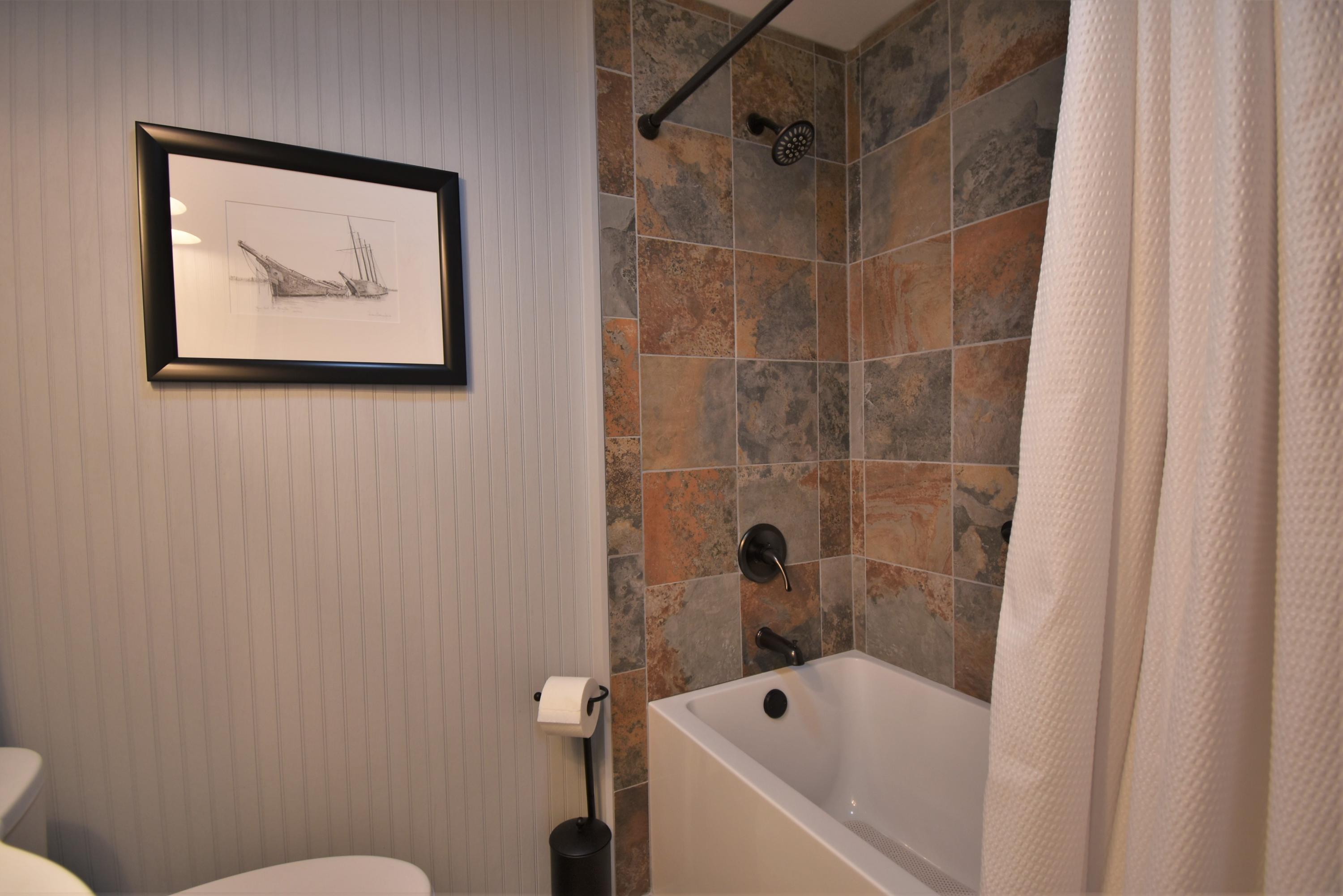 19 Bradbury Street Wiscasset ME 04578