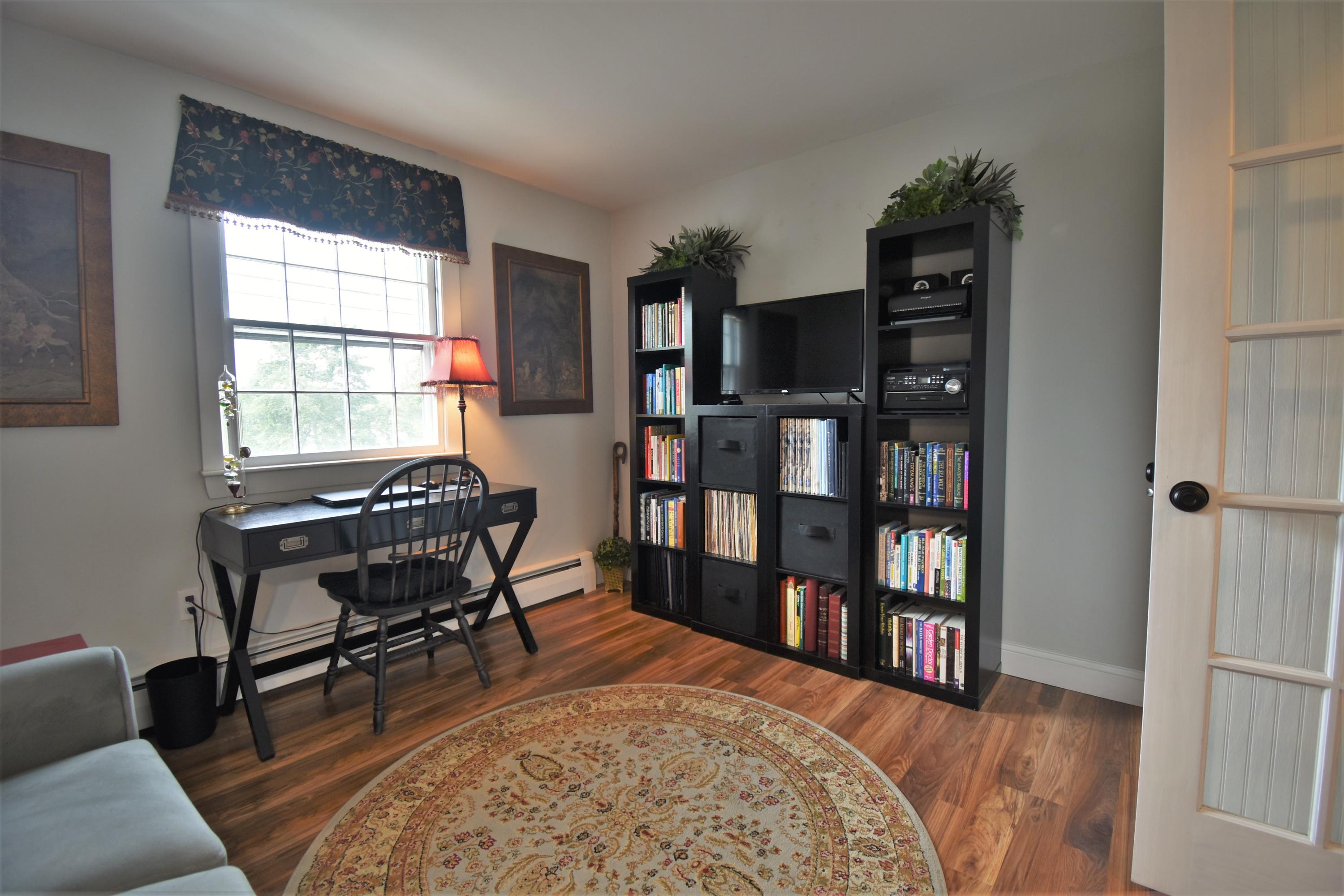 19 Bradbury Street Wiscasset ME 04578