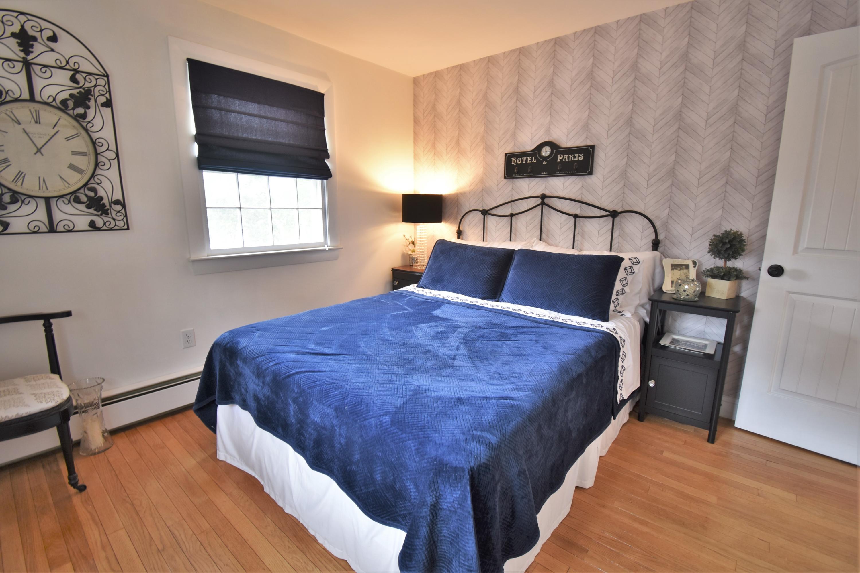 19 Bradbury Street Wiscasset ME 04578