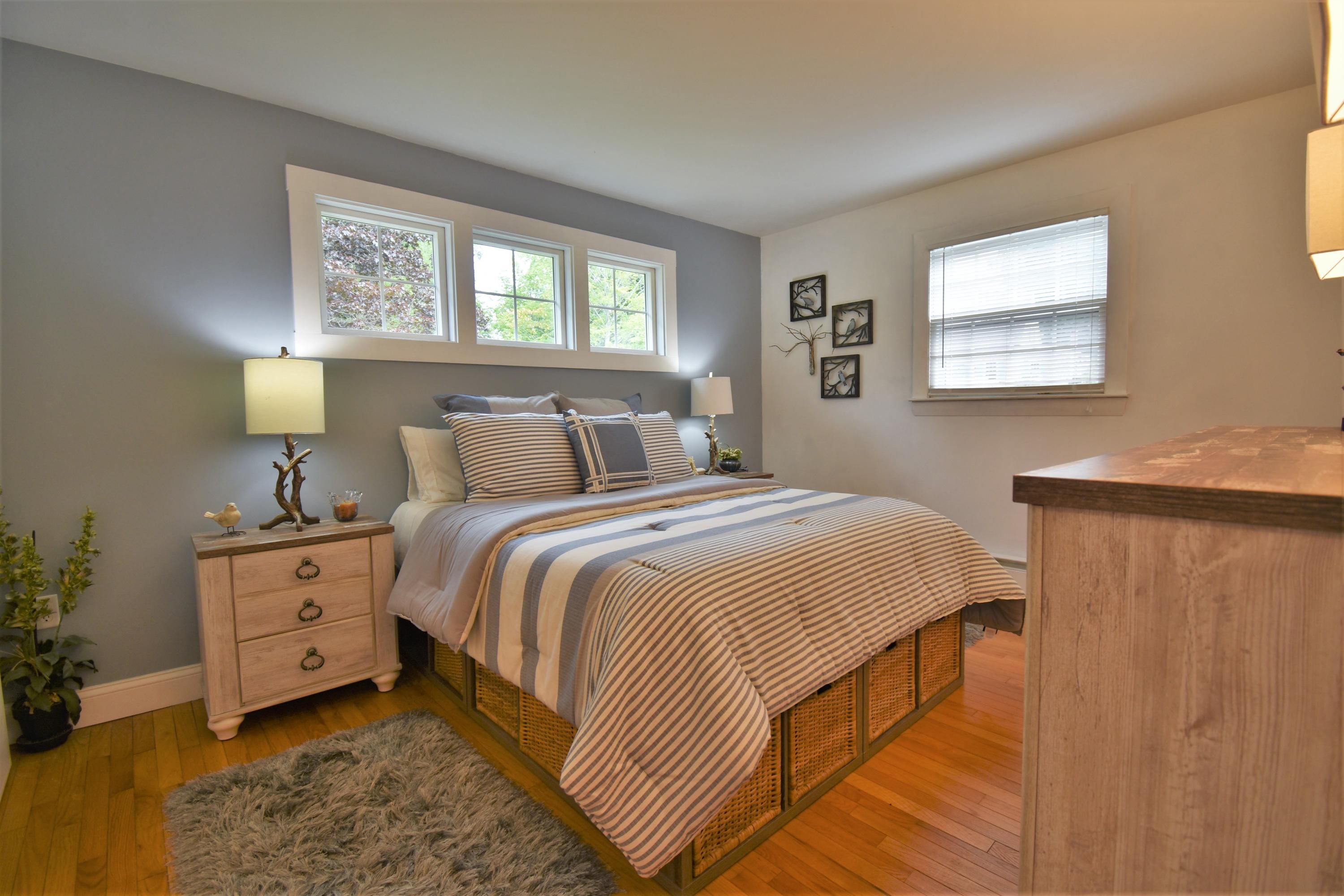 19 Bradbury Street Wiscasset ME 04578