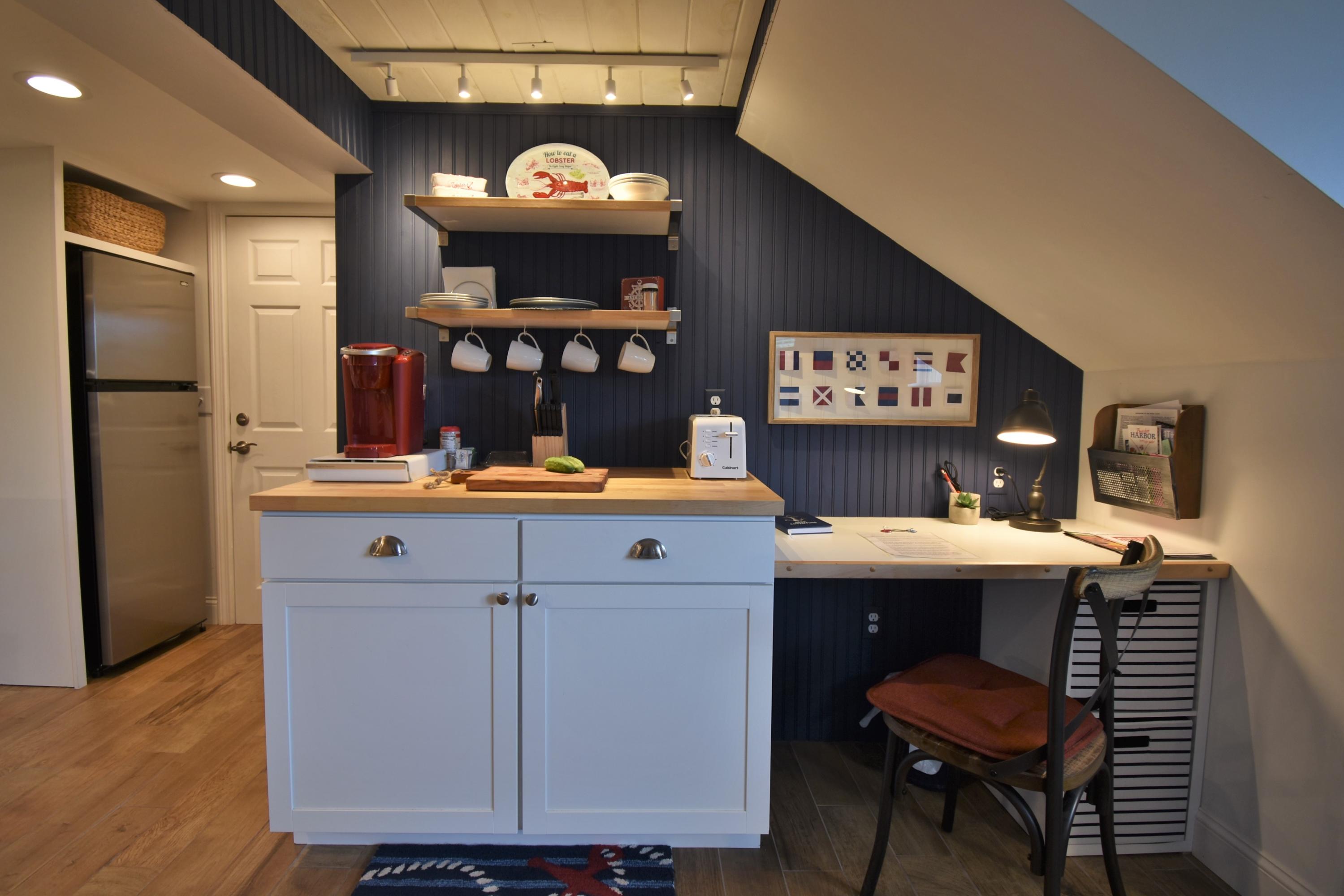 19 Bradbury Street Wiscasset ME 04578