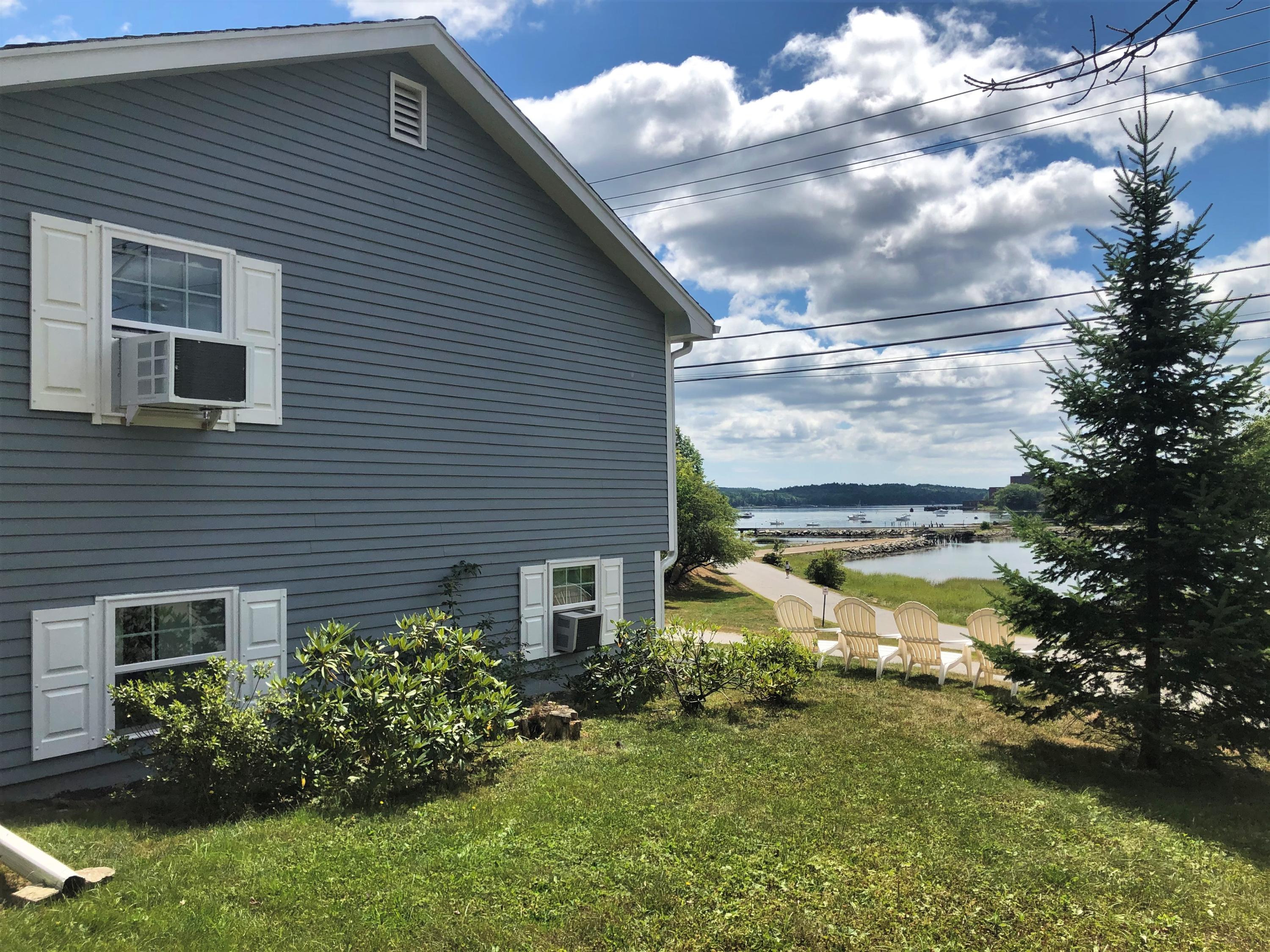 19 Bradbury Street Wiscasset ME 04578