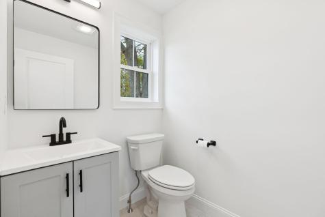 447 Main Street South Portland ME 04106