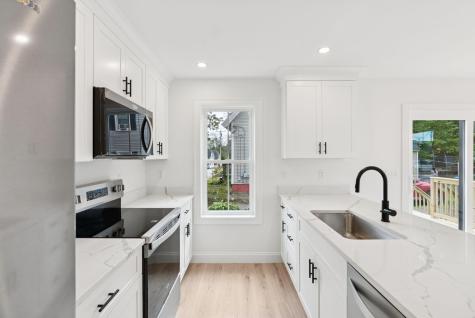 447 Main Street South Portland ME 04106