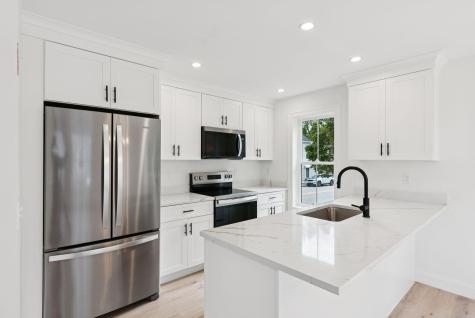 447 Main Street South Portland ME 04106