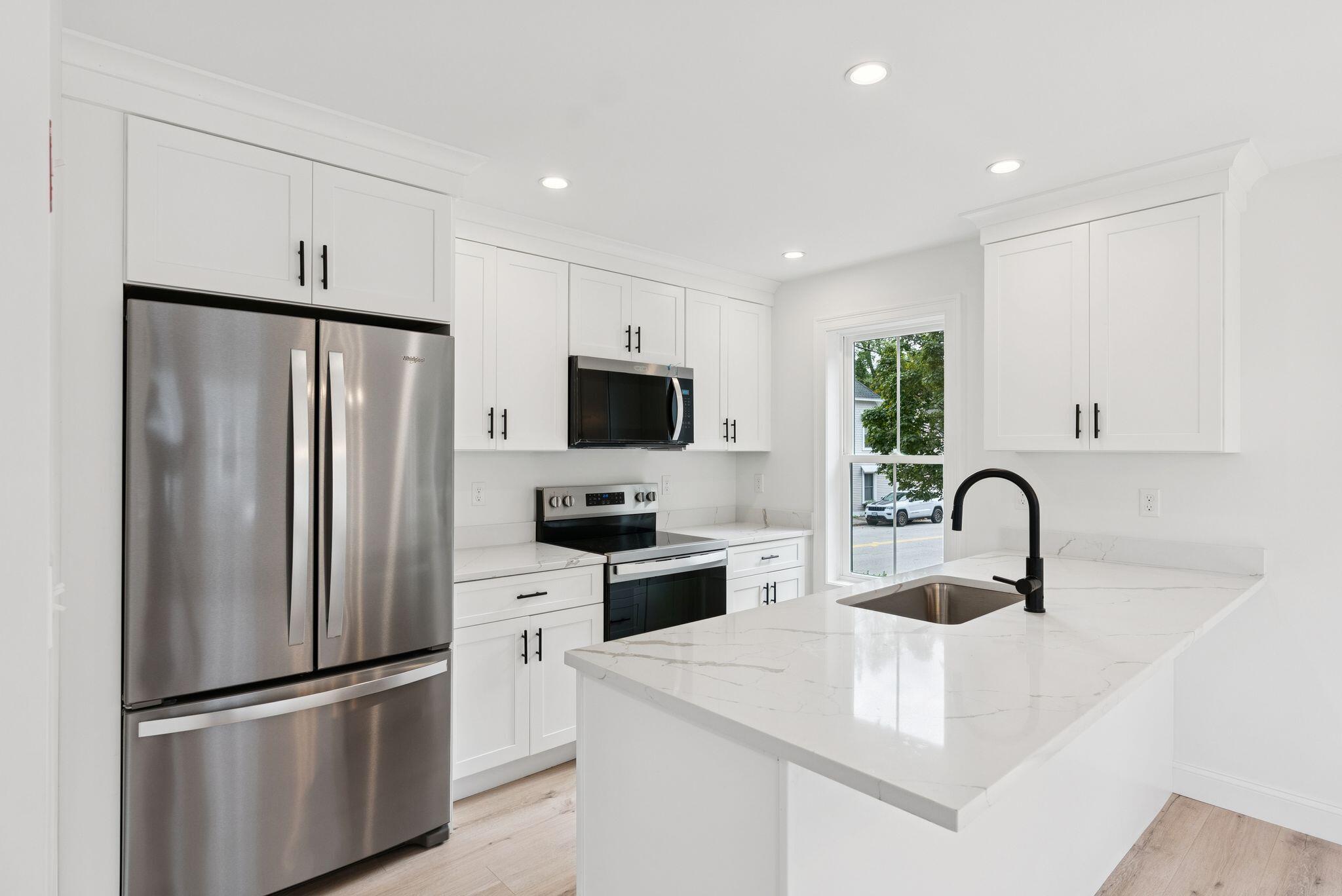 447 Main Street South Portland ME 04106