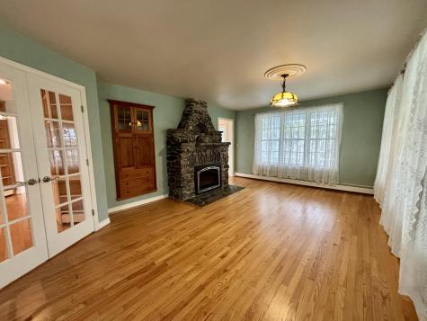 11 Baker Road Winterport ME 04496