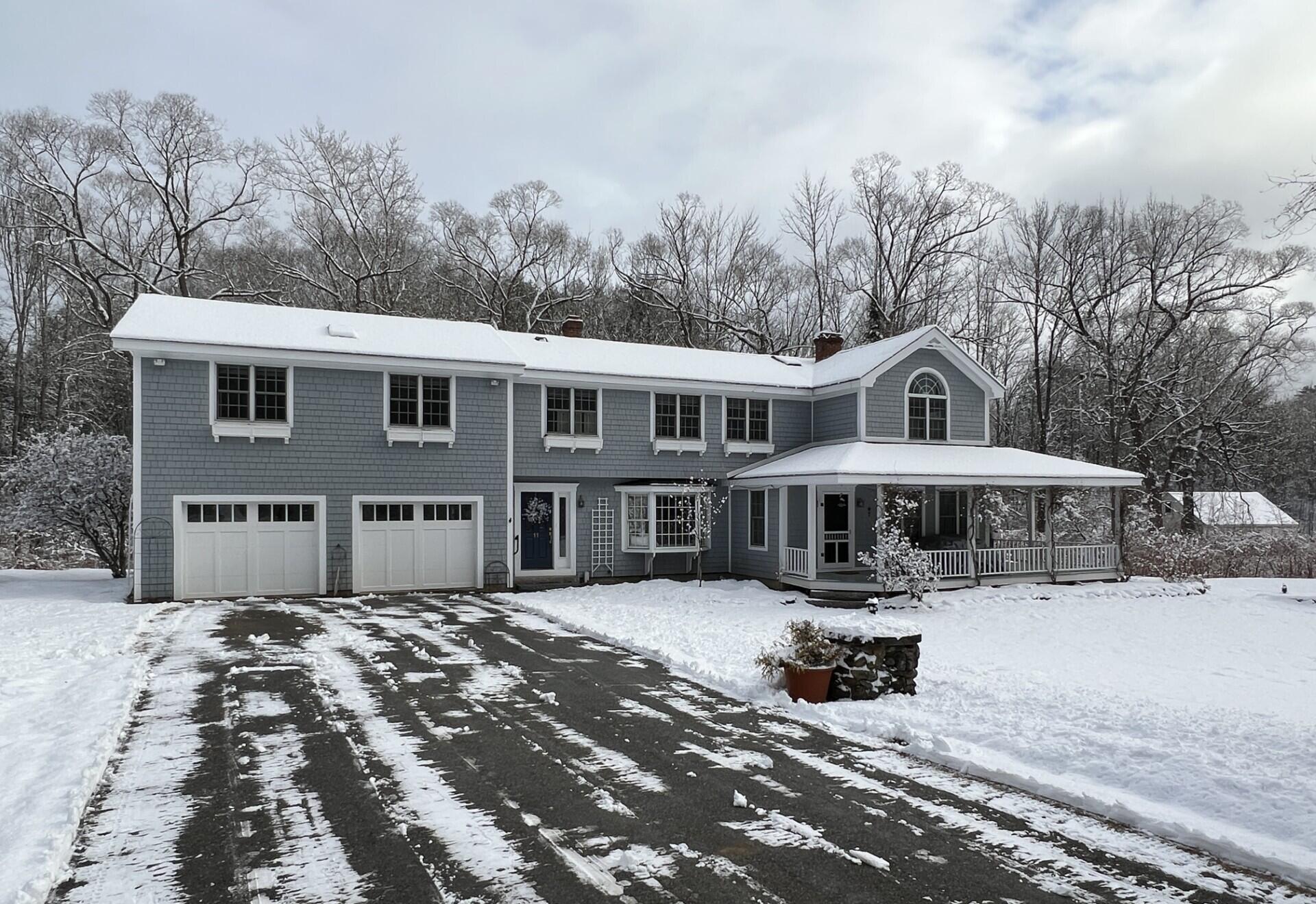 11 Baker Road Winterport ME 04496