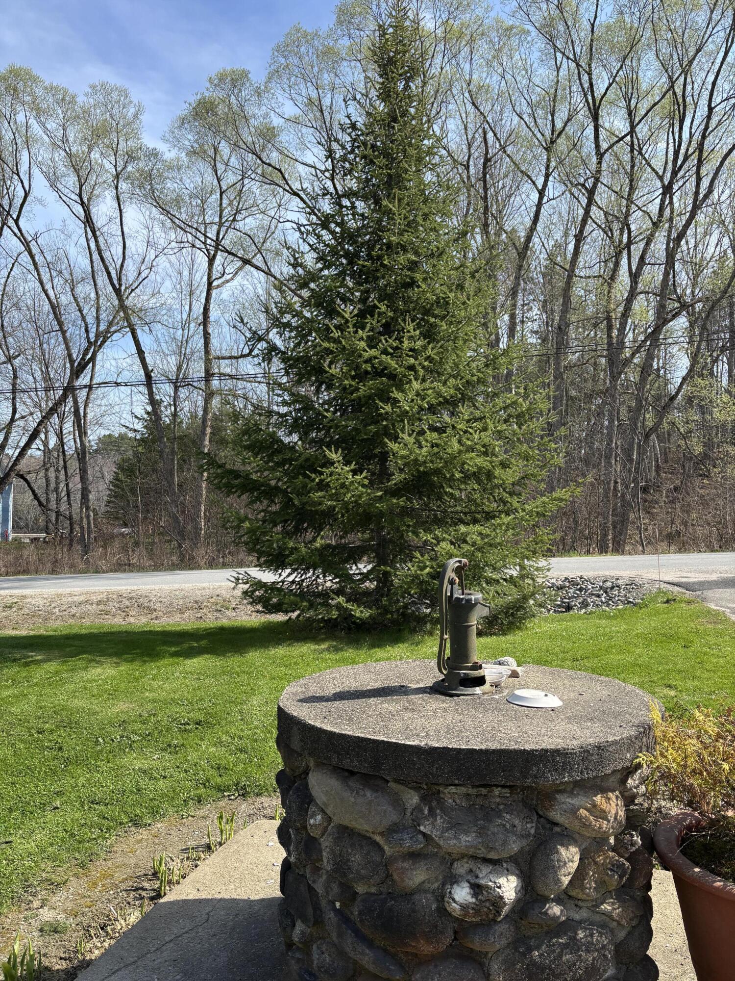 11 Baker Road Winterport ME 04496