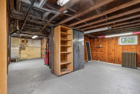 19 Cobb Avenue Portland ME 04102
