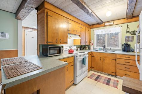 824 Prospect Avenue Rumford ME 04276