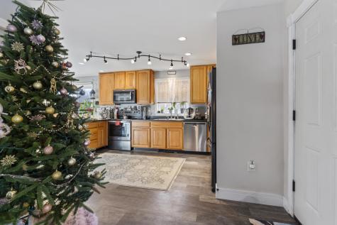 54 Lower Main Street North Berwick ME 03906