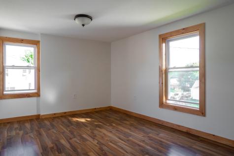 13 Towle Avenue Auburn ME 04210