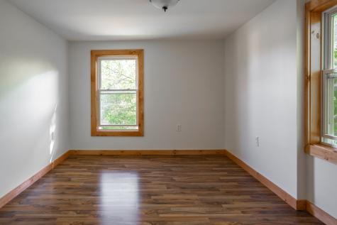 13 Towle Avenue Auburn ME 04210