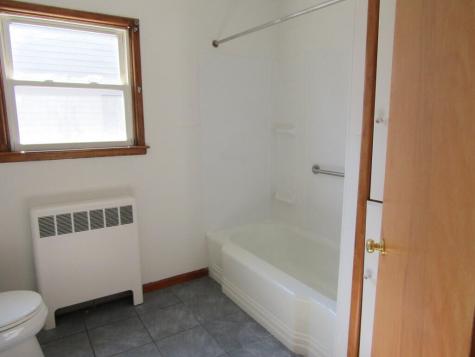 11 Spofford Street Lewiston ME 04240