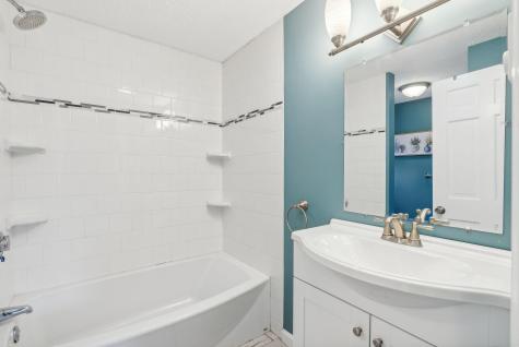 30 Frost Hill Road Portland ME 04103